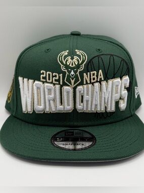 Milwaukee Bucks 2021 NBA World Champs New Era 9FIFTY Snapback Hat Green Cap